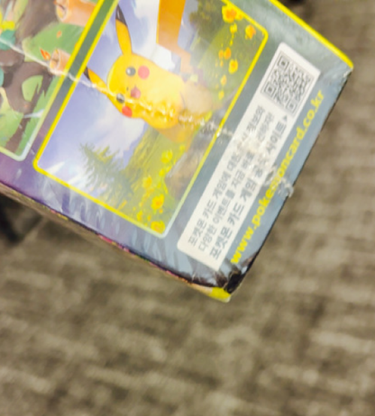 【Pokemon Card】Eevee Heroes (S6A) Korean Booster Box - damaged
